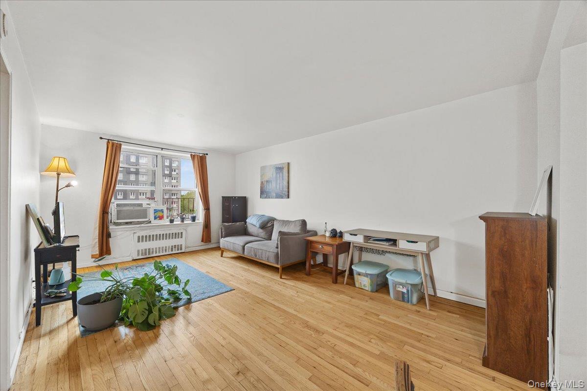 3176 Decatur Avenue, Unit 3A photo 10