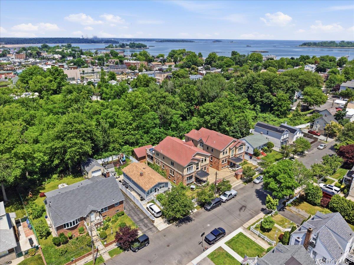 79 Tier Street – For Sale photo 3