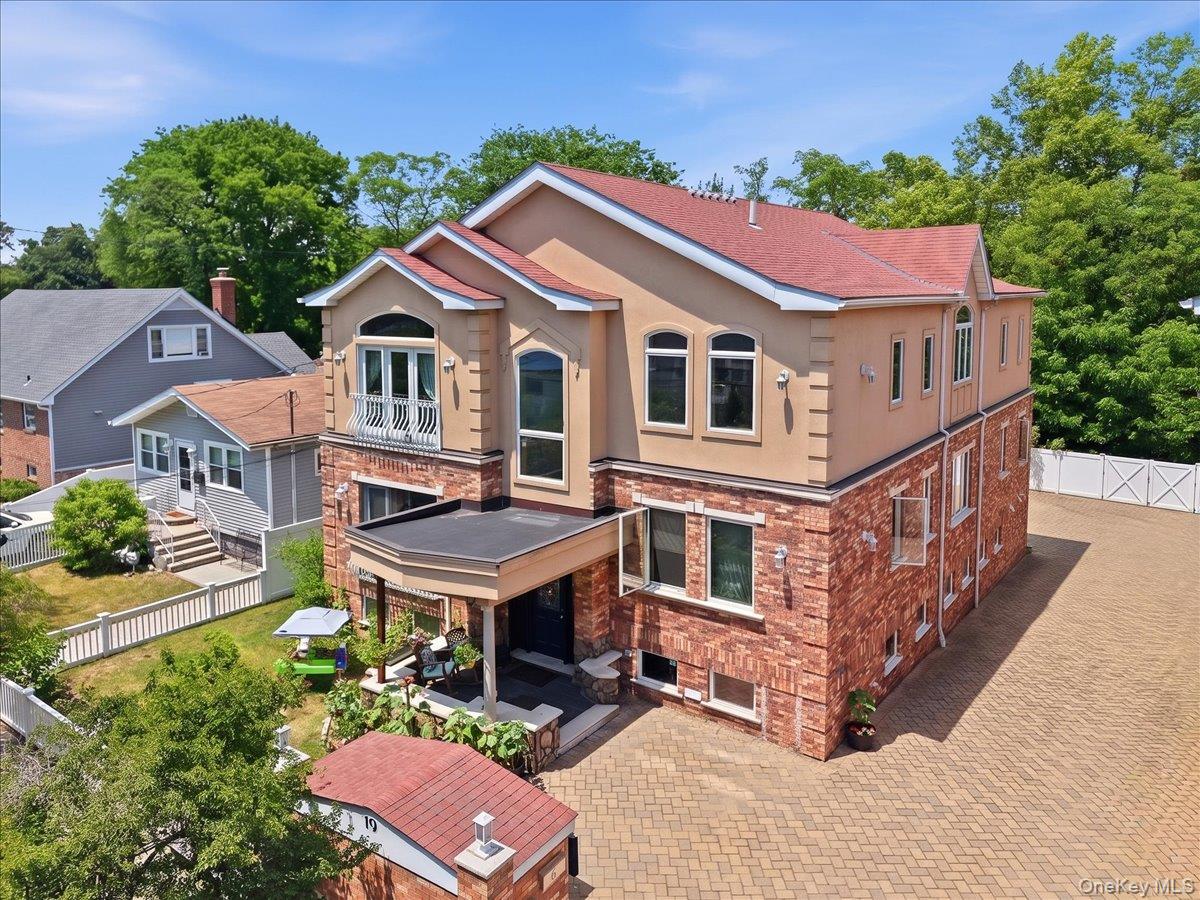 79 Tier Street – For Sale