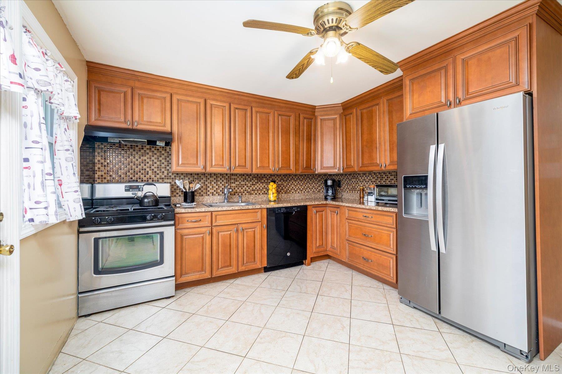 265 W Windsor Parkway – For Sale photo 23