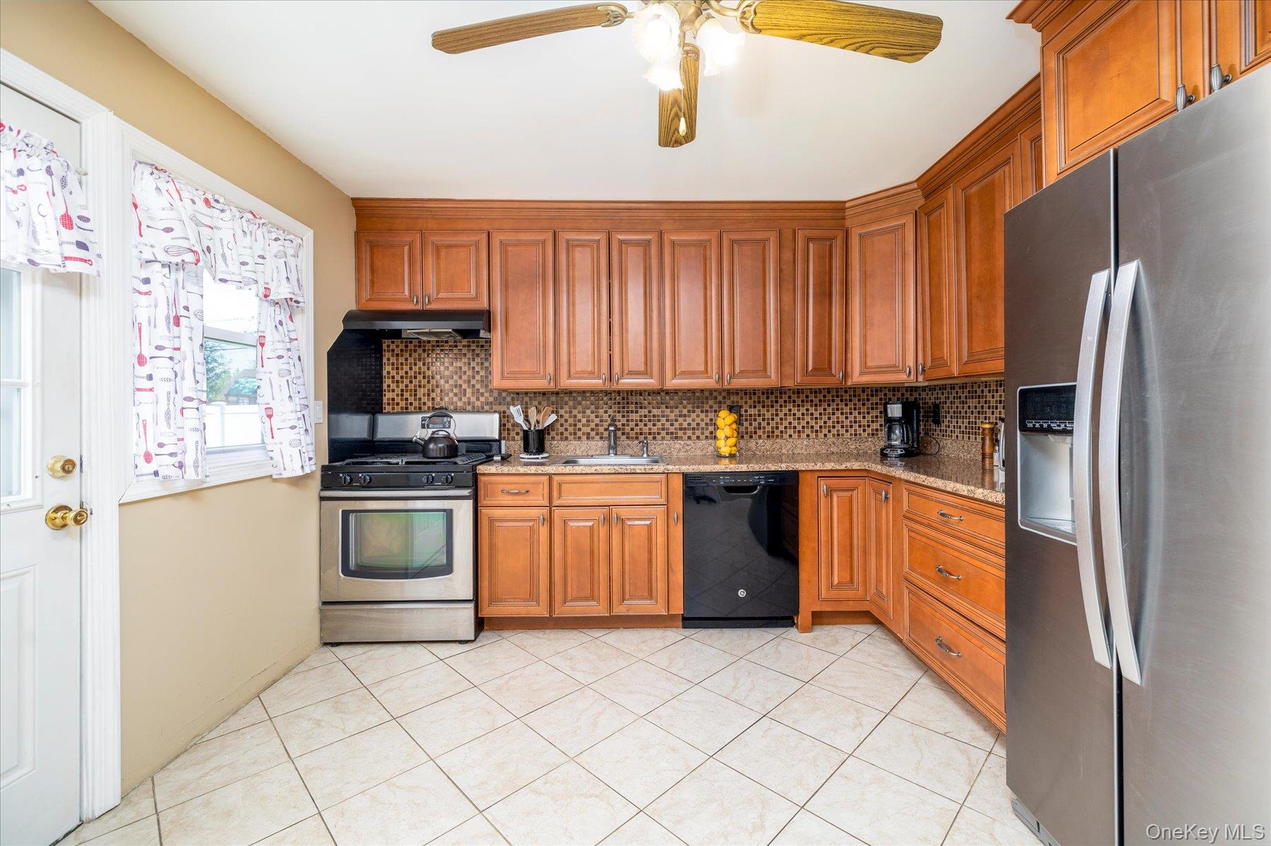 265 W Windsor Parkway – For Sale photo 22
