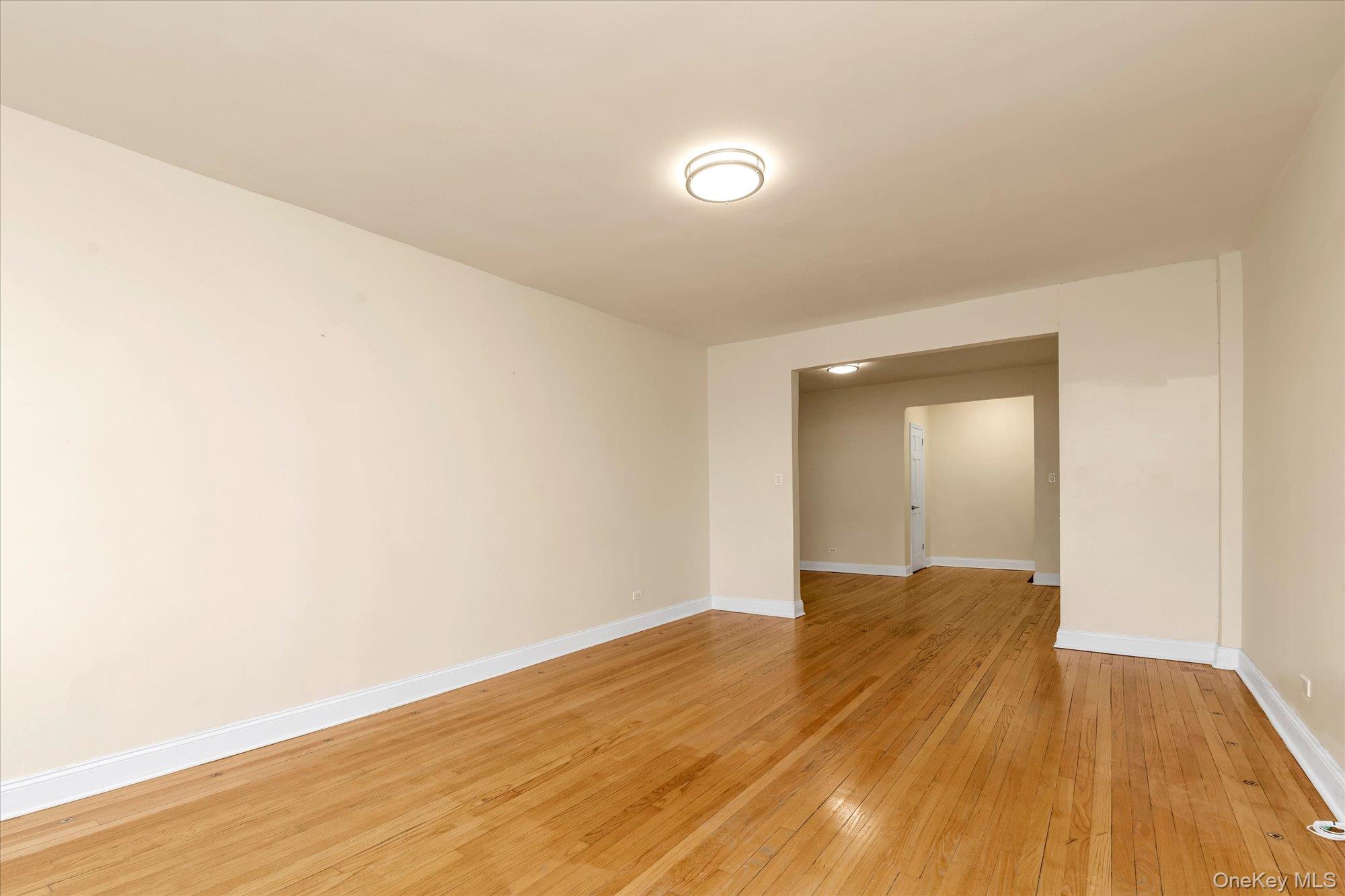 92-11 35th Avenue, Unit 5E photo 4