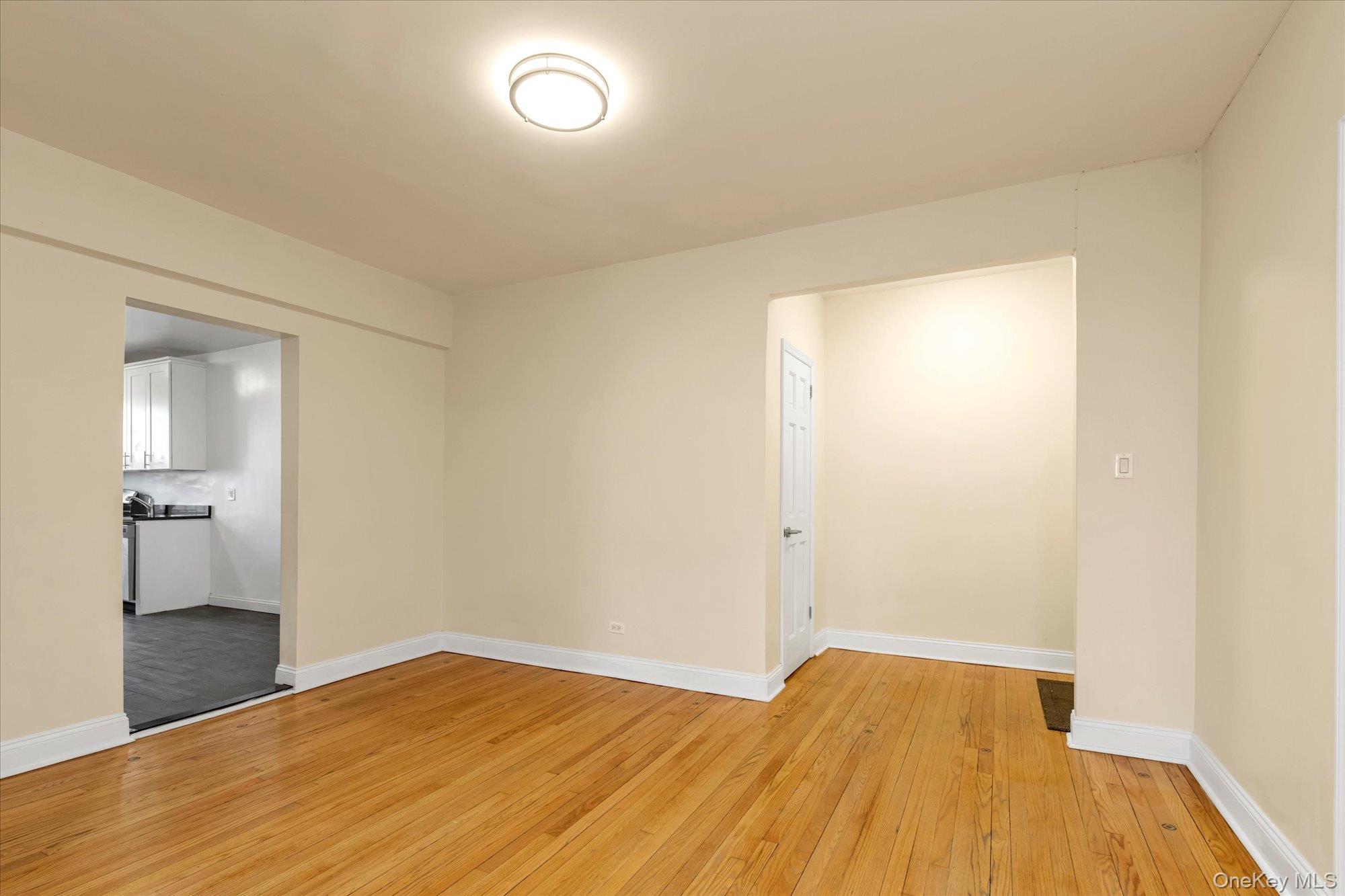 92-11 35th Avenue, Unit 5E photo 8