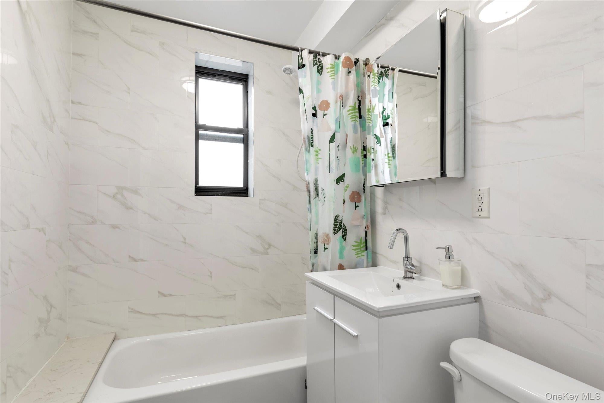 92-11 35th Avenue, Unit 5E photo 13