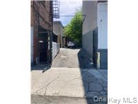 349 S Broadway – For Sale photo 10