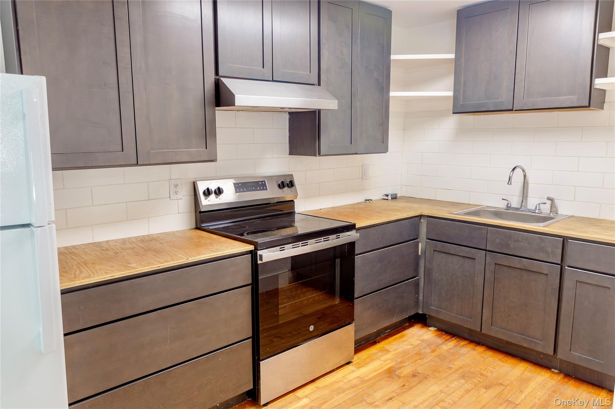 7 Canal Street – For Sale photo 25