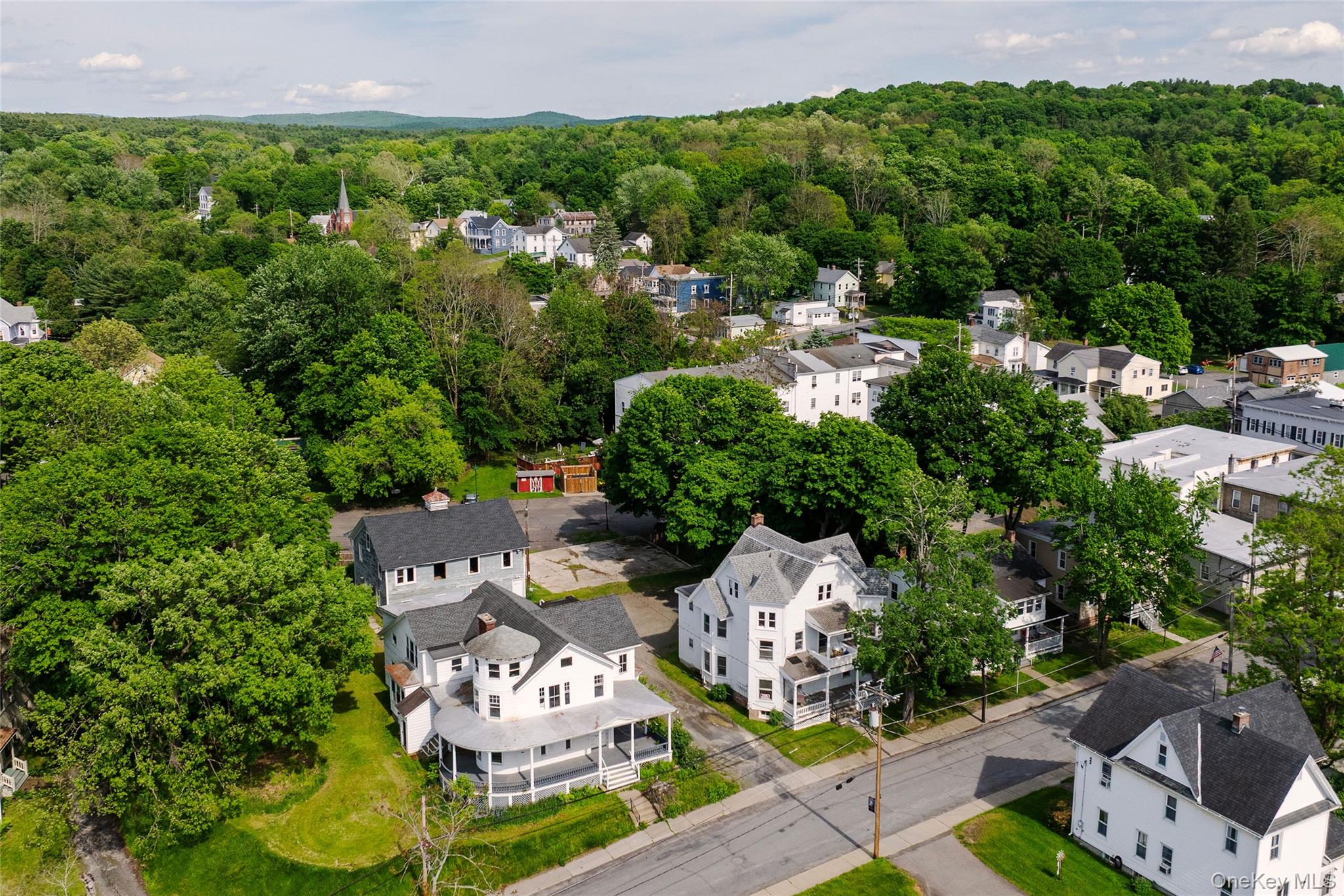 7 Canal Street – For Sale photo 3