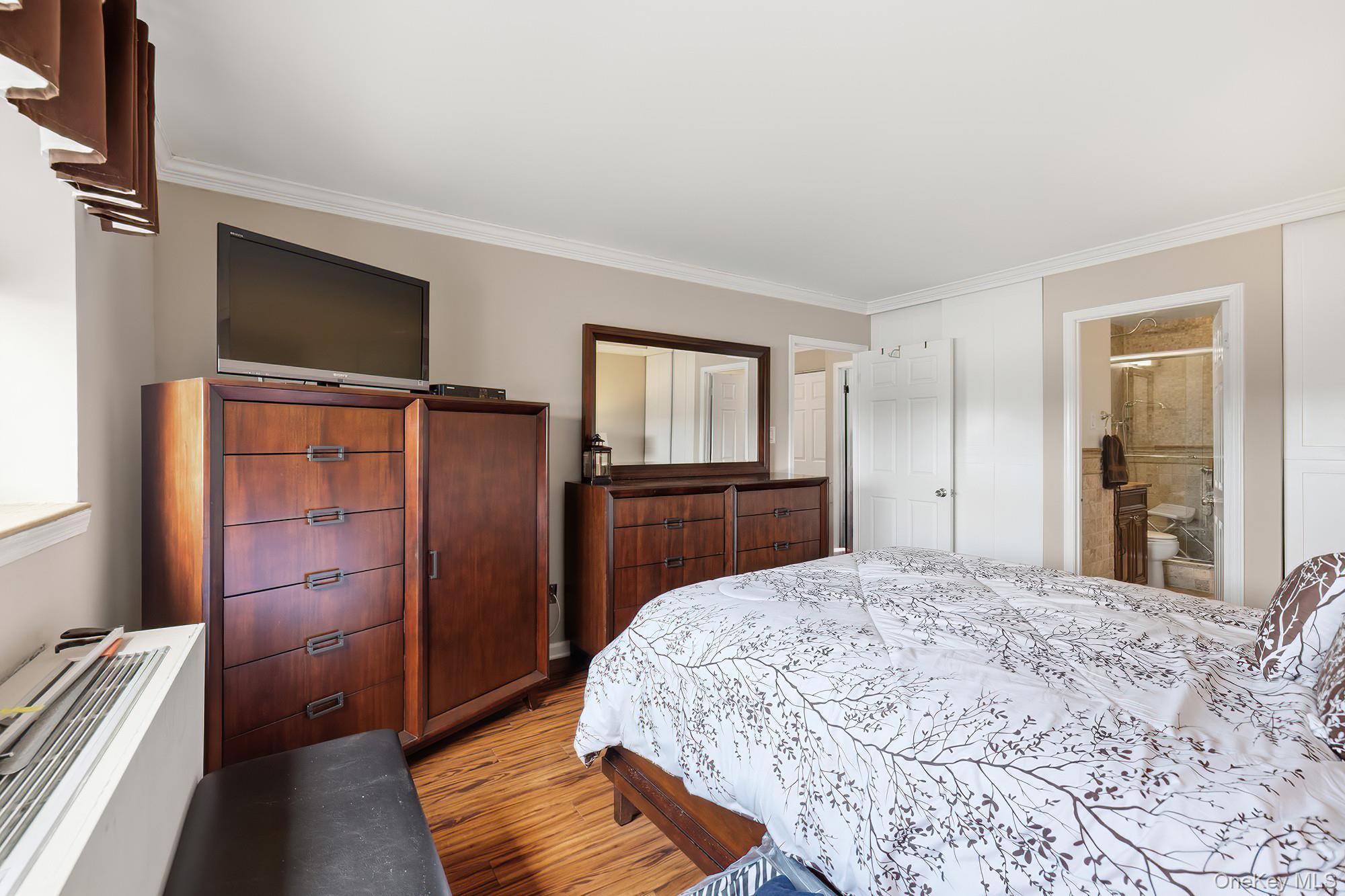 3220 Fairfield Avenue, Unit 9A photo 11