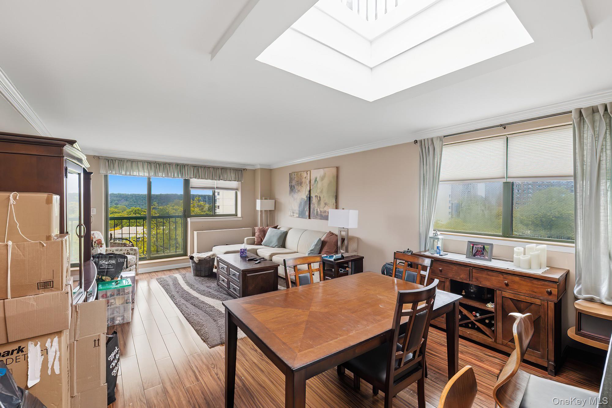 3220 Fairfield Avenue, Unit 9A photo 5