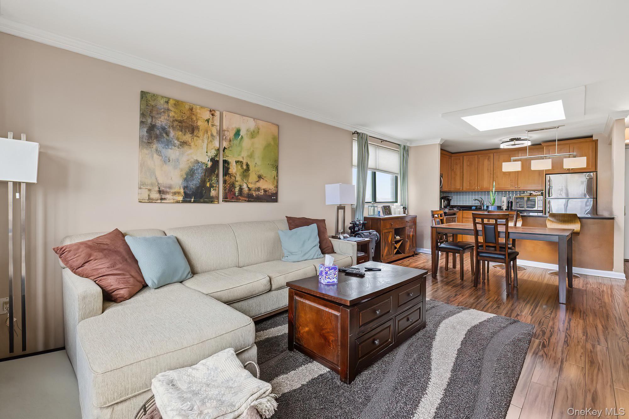 3220 Fairfield Avenue, Unit 9A photo 2