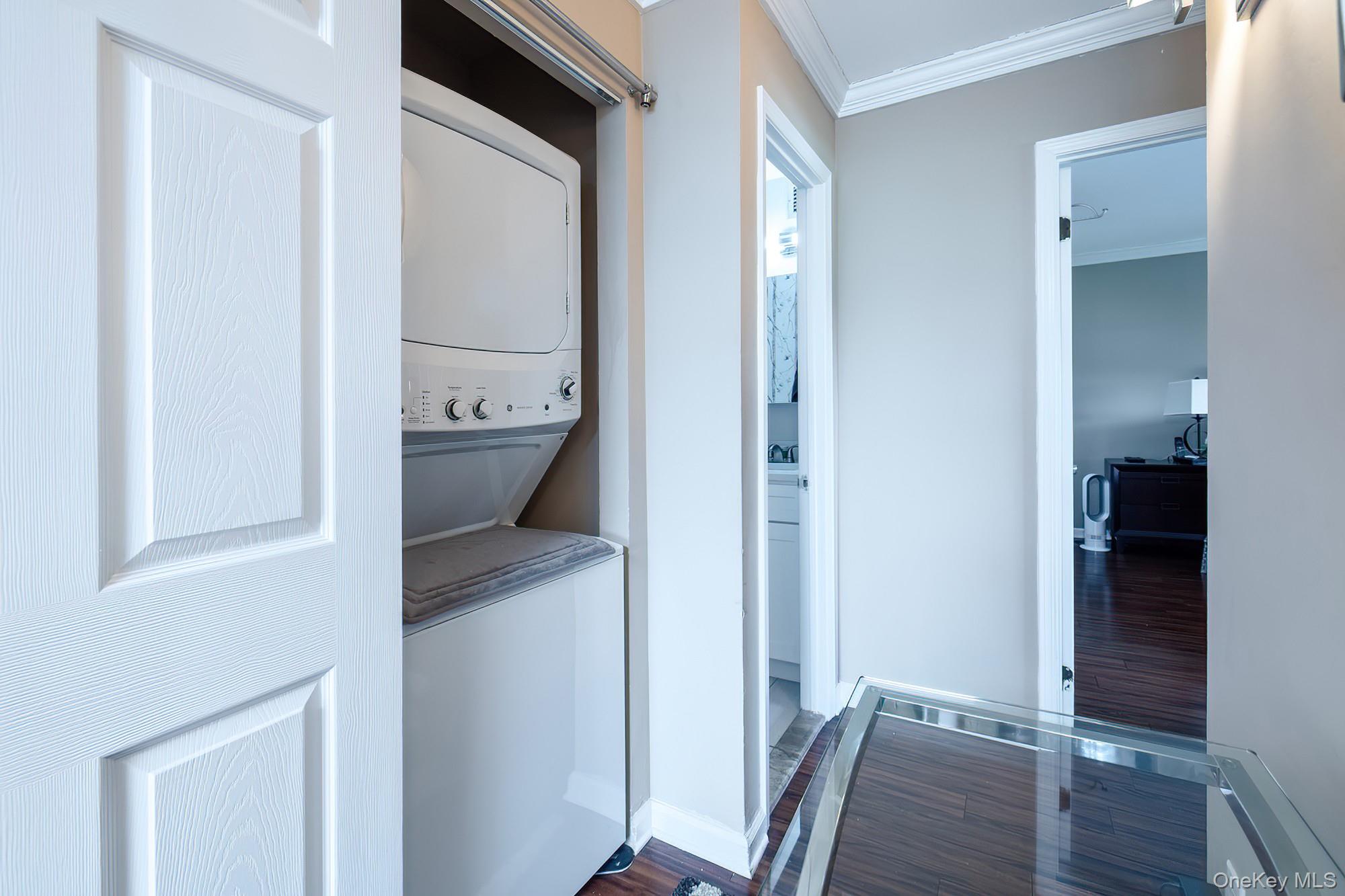 3220 Fairfield Avenue, Unit 9A photo 16