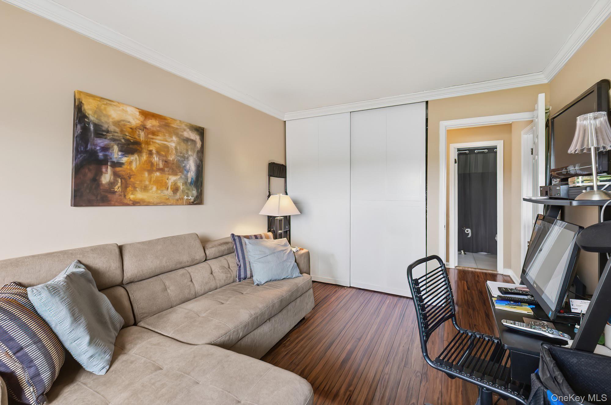3220 Fairfield Avenue, Unit 9A photo 13