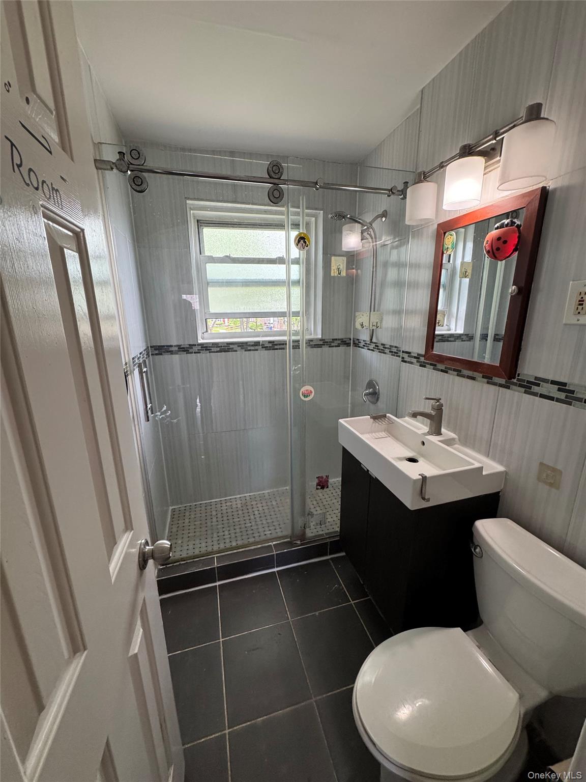 150-19 Jewel Avenue, Unit 310B photo 3