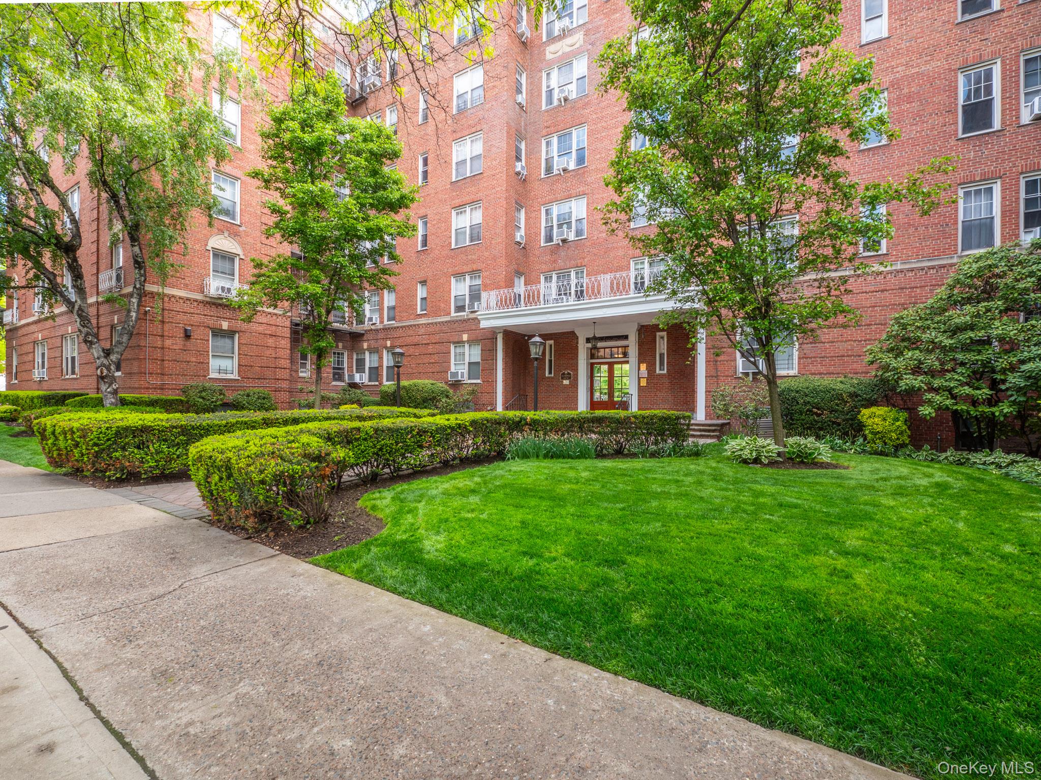 68-37 108th, Unit 5H photo 13