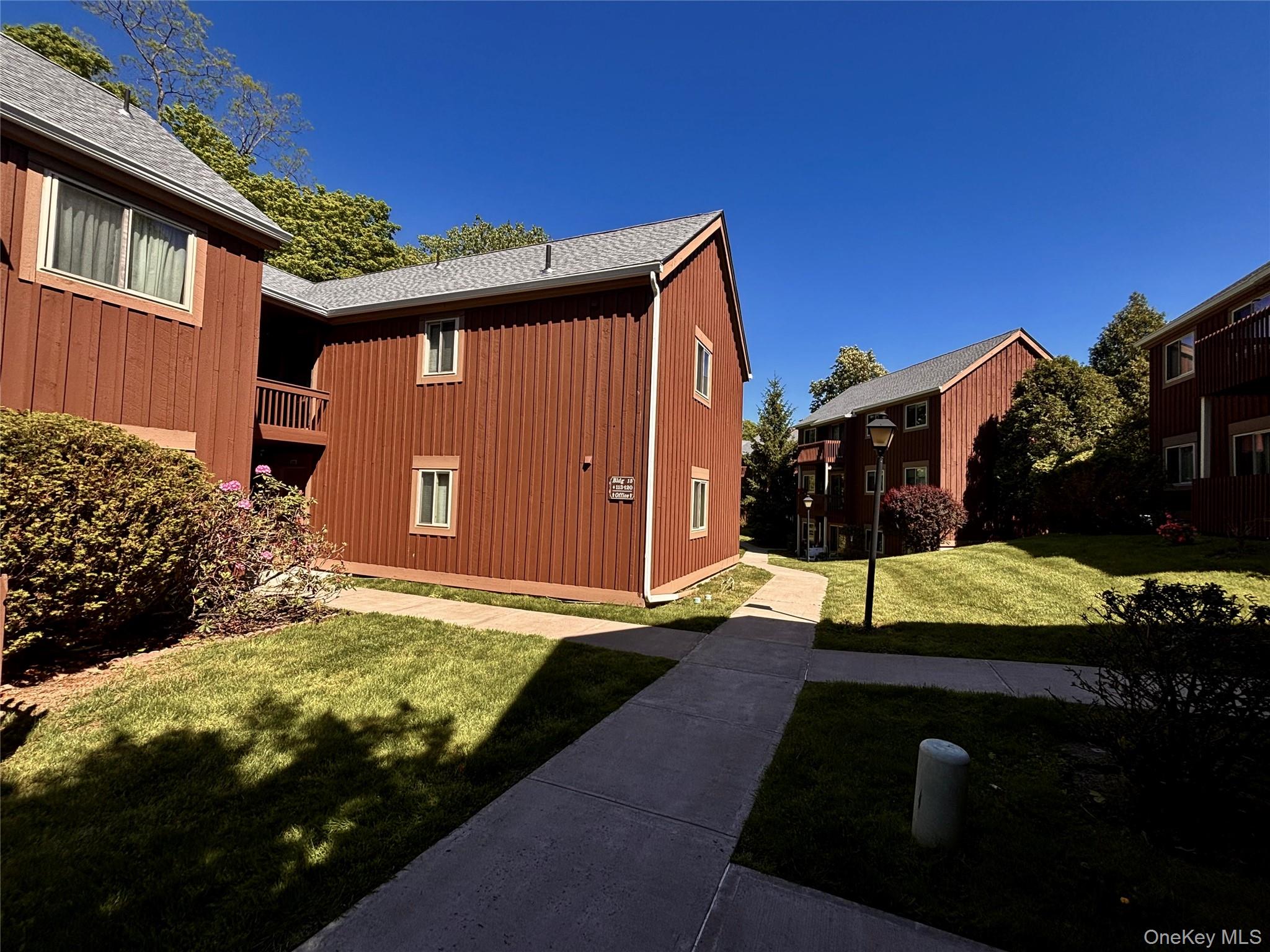 113 Sterling Street, Unit 113 photo 2