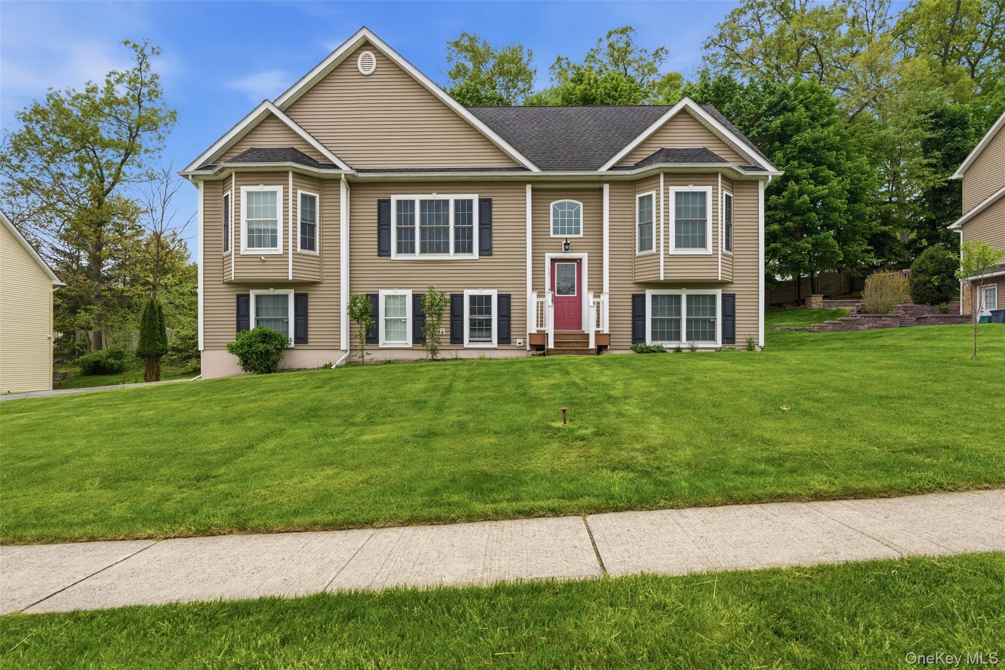 10 Village Gate Way – For Sale photo 5