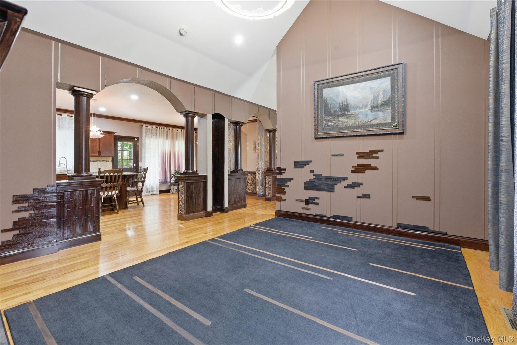 10 Village Gate Way – For Sale photo 17