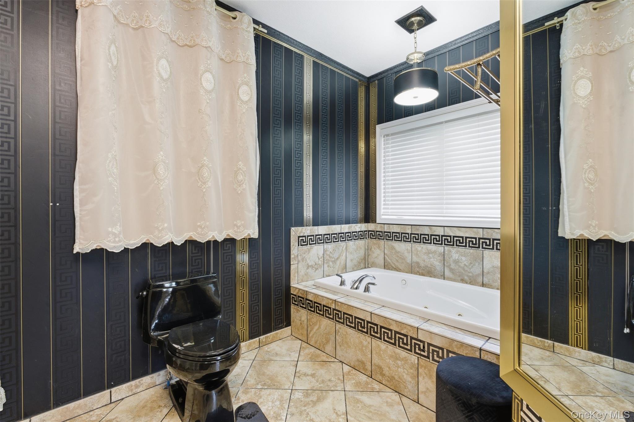 10 Village Gate Way – For Sale photo 20