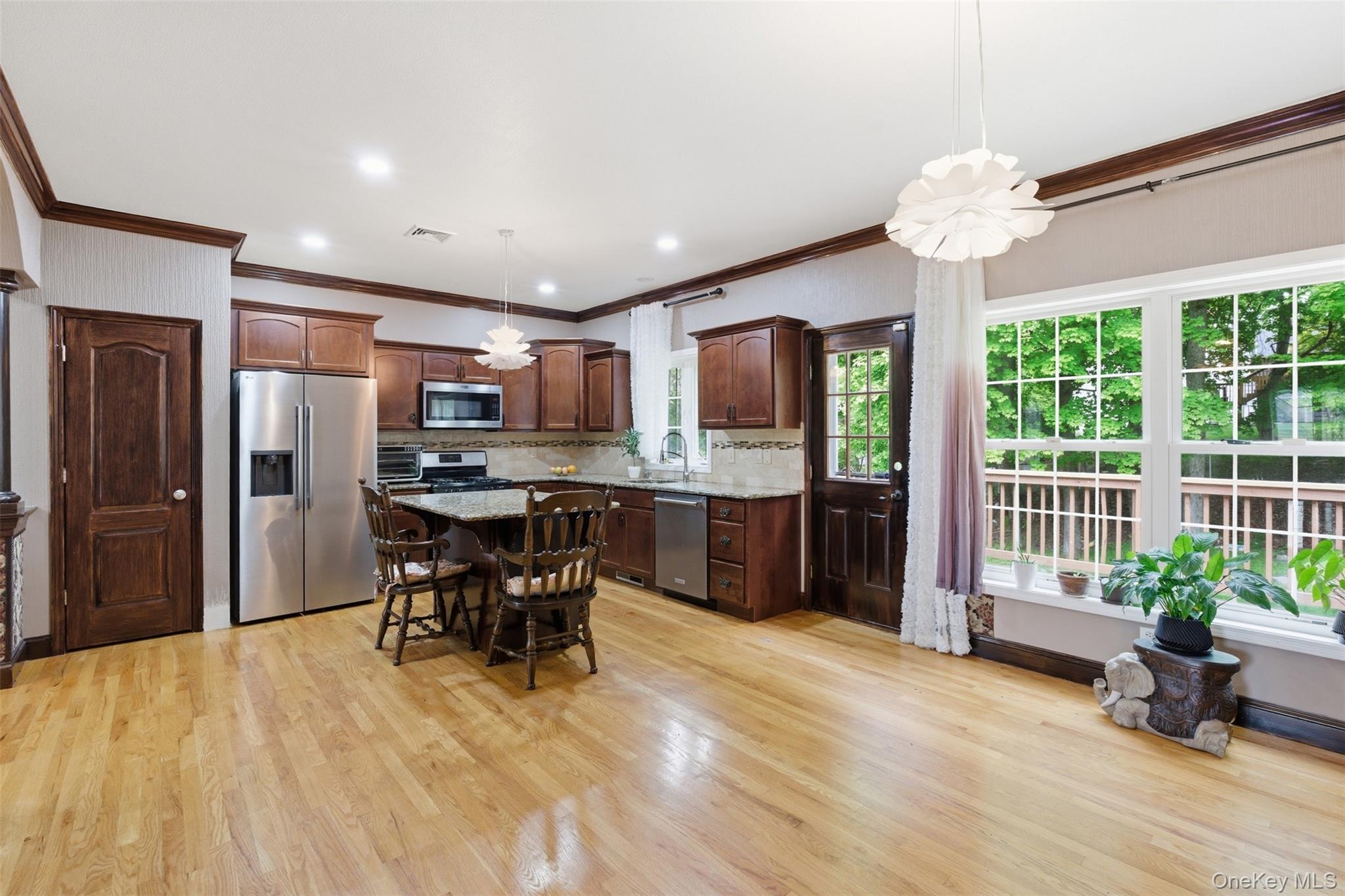 10 Village Gate Way – For Sale photo 10