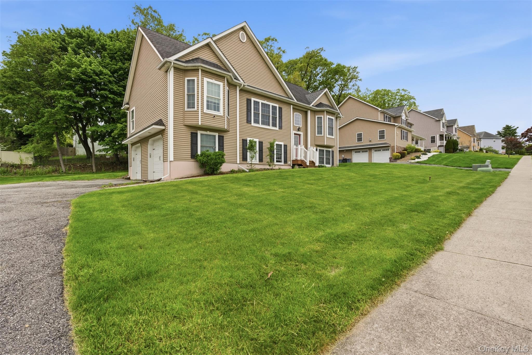 10 Village Gate Way – For Sale photo 27