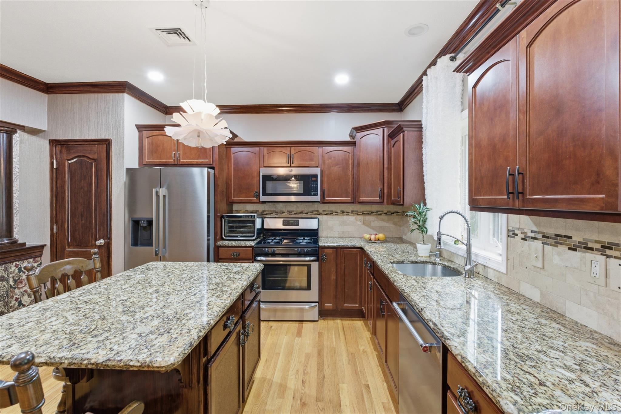 10 Village Gate Way – For Sale photo 6