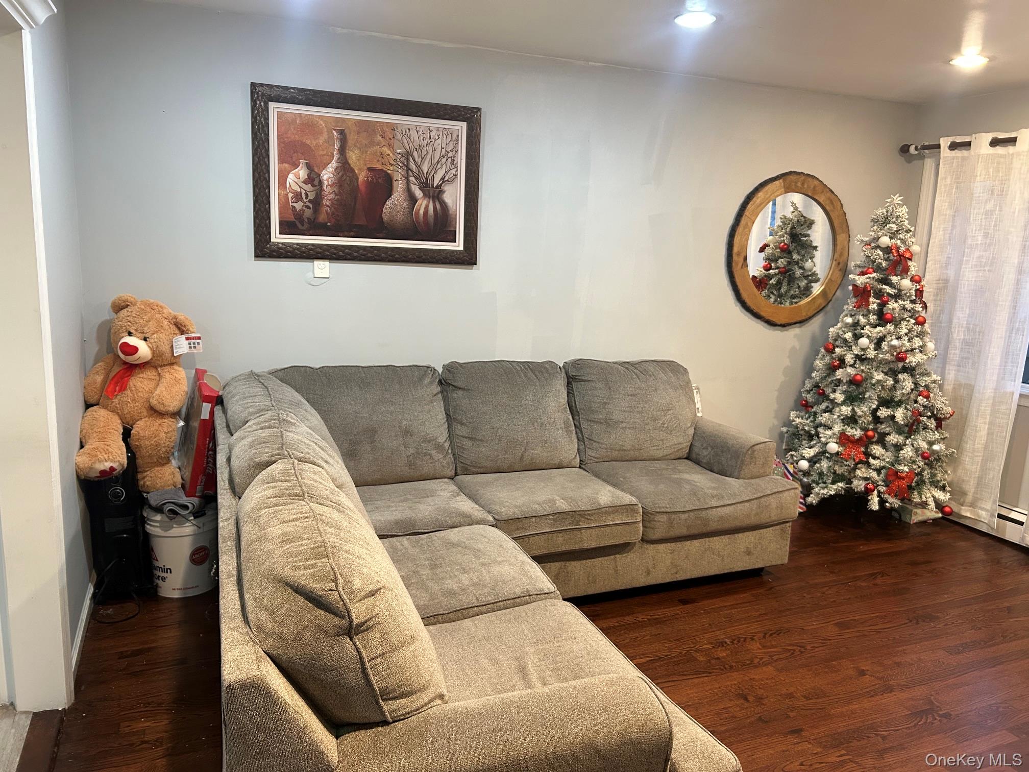811 9th Street – For Sale photo 4