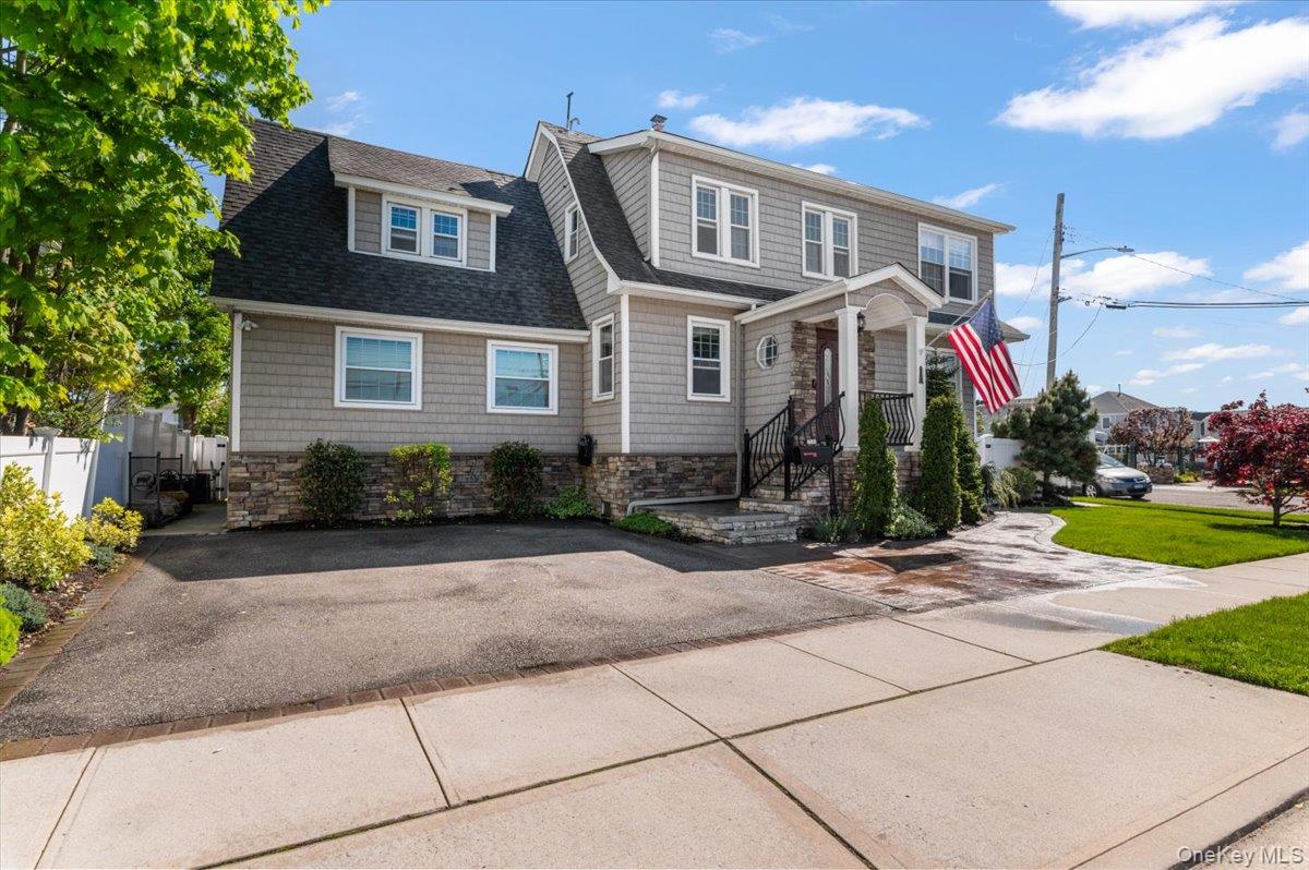 2968 Islip Court – For Sale photo 4