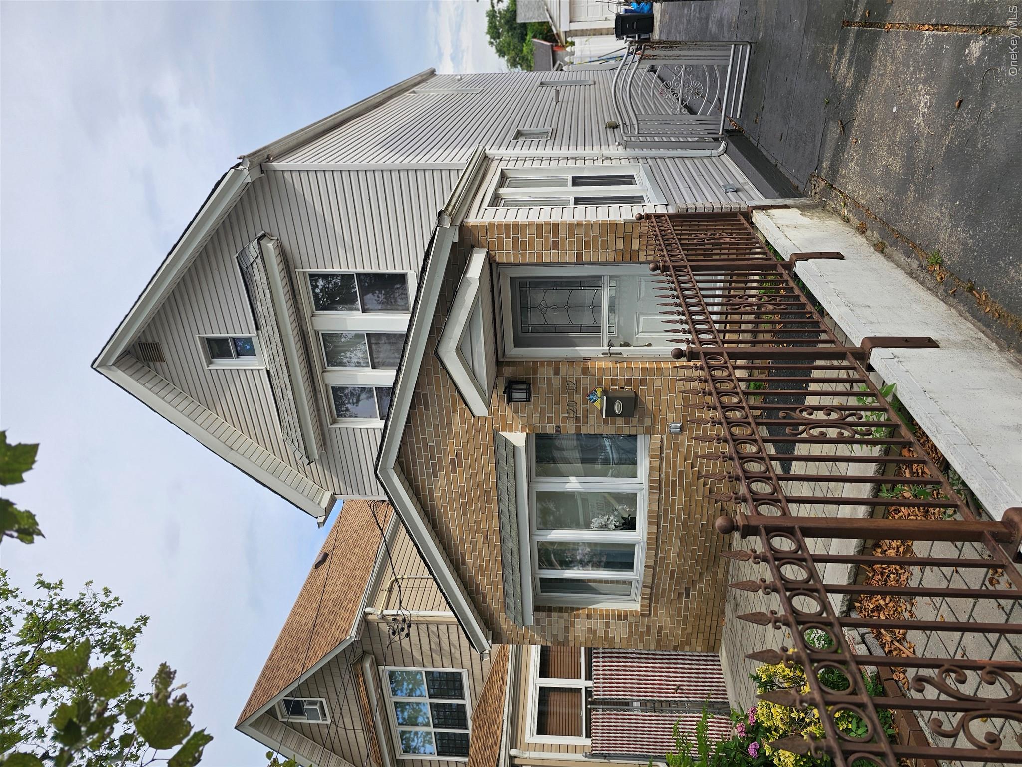 12012 115TH Avenue – For Sale photo 2