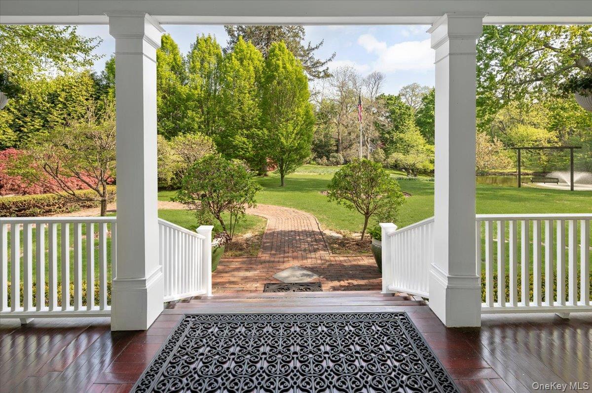 4 Roads End – For Sale photo 14