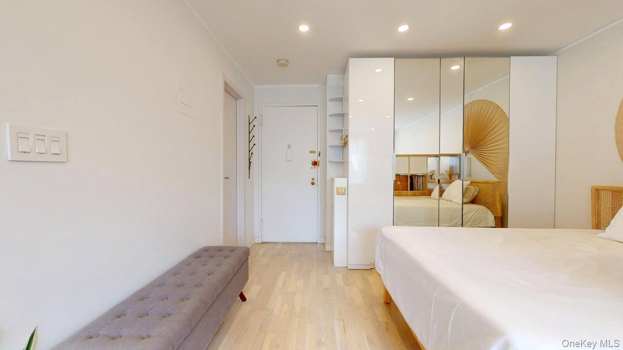 68-15 Selfridge Street, Unit 3D photo 17