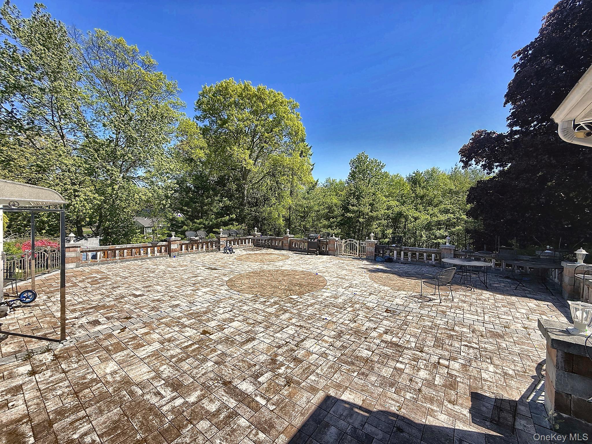 25 Lisa Drive – For Sale photo 26
