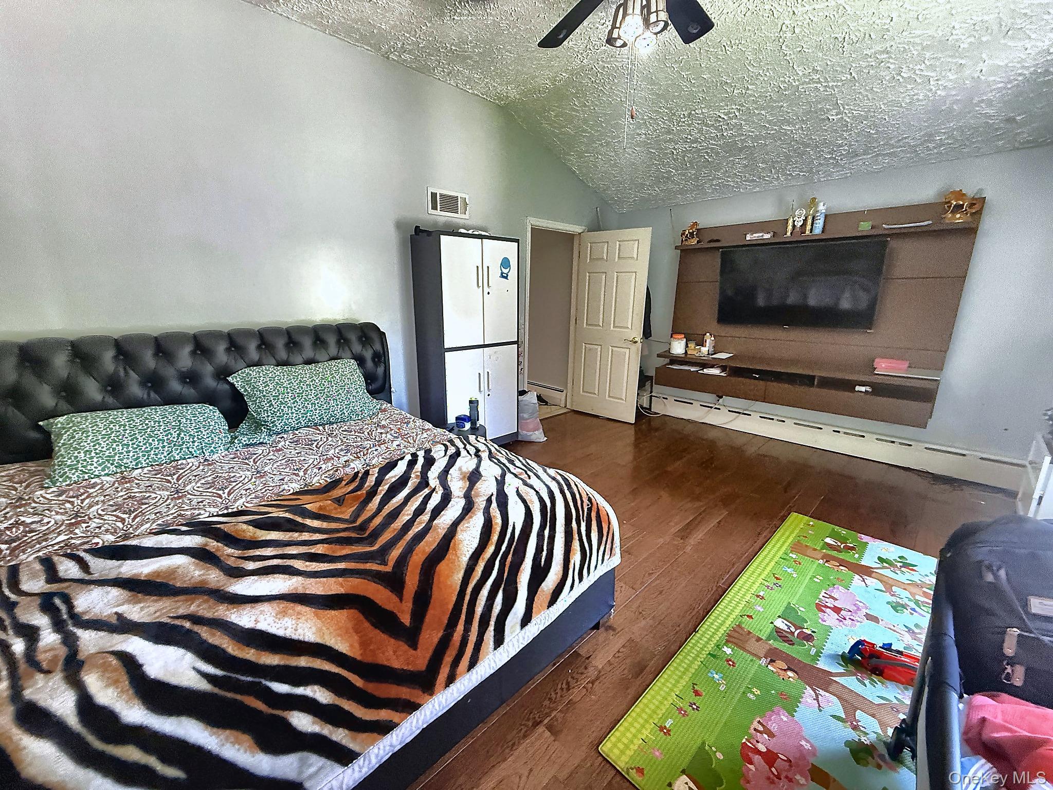 25 Lisa Drive – For Sale photo 28
