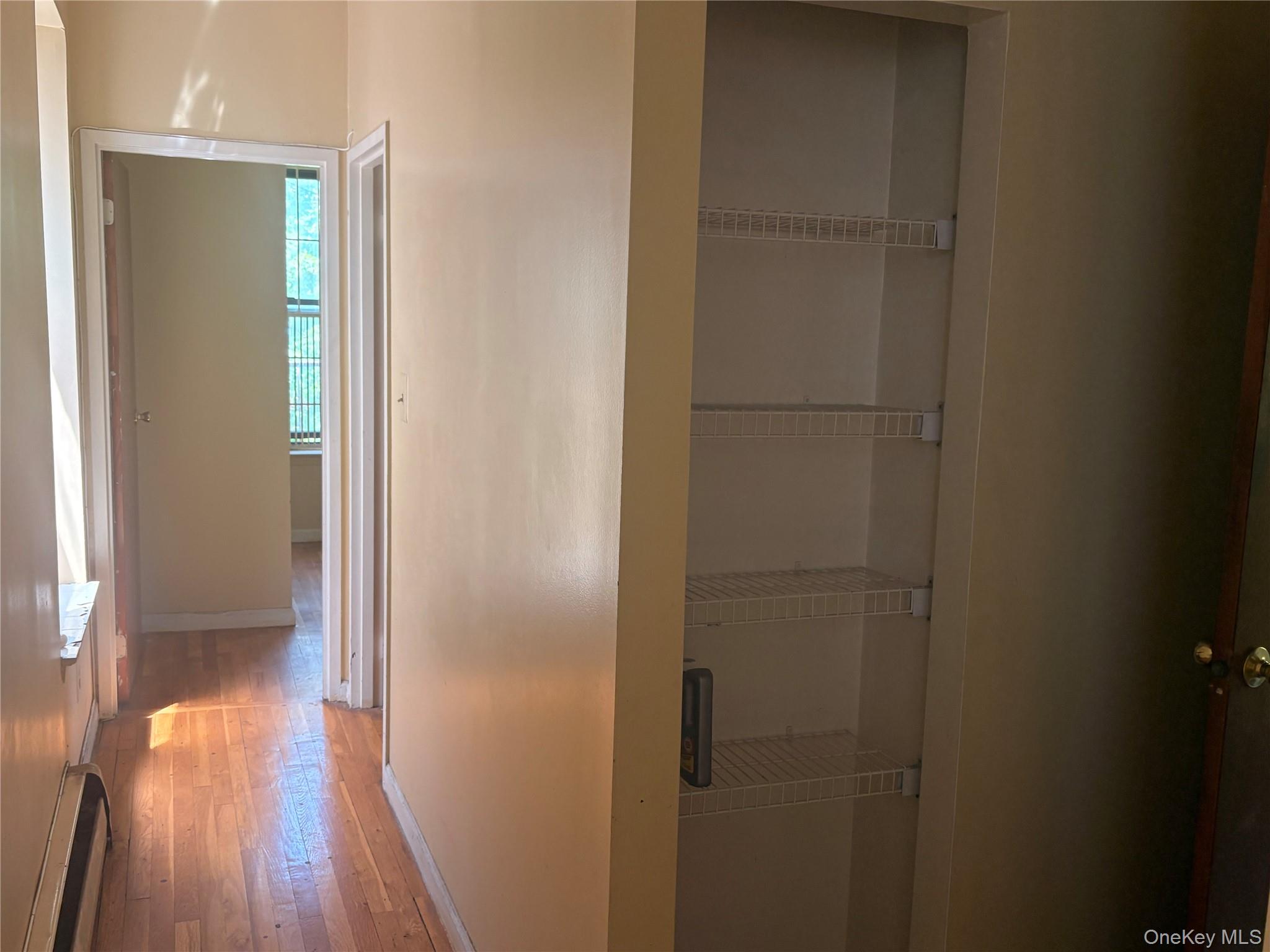 723 Macdonough Street, Unit A4 photo 8
