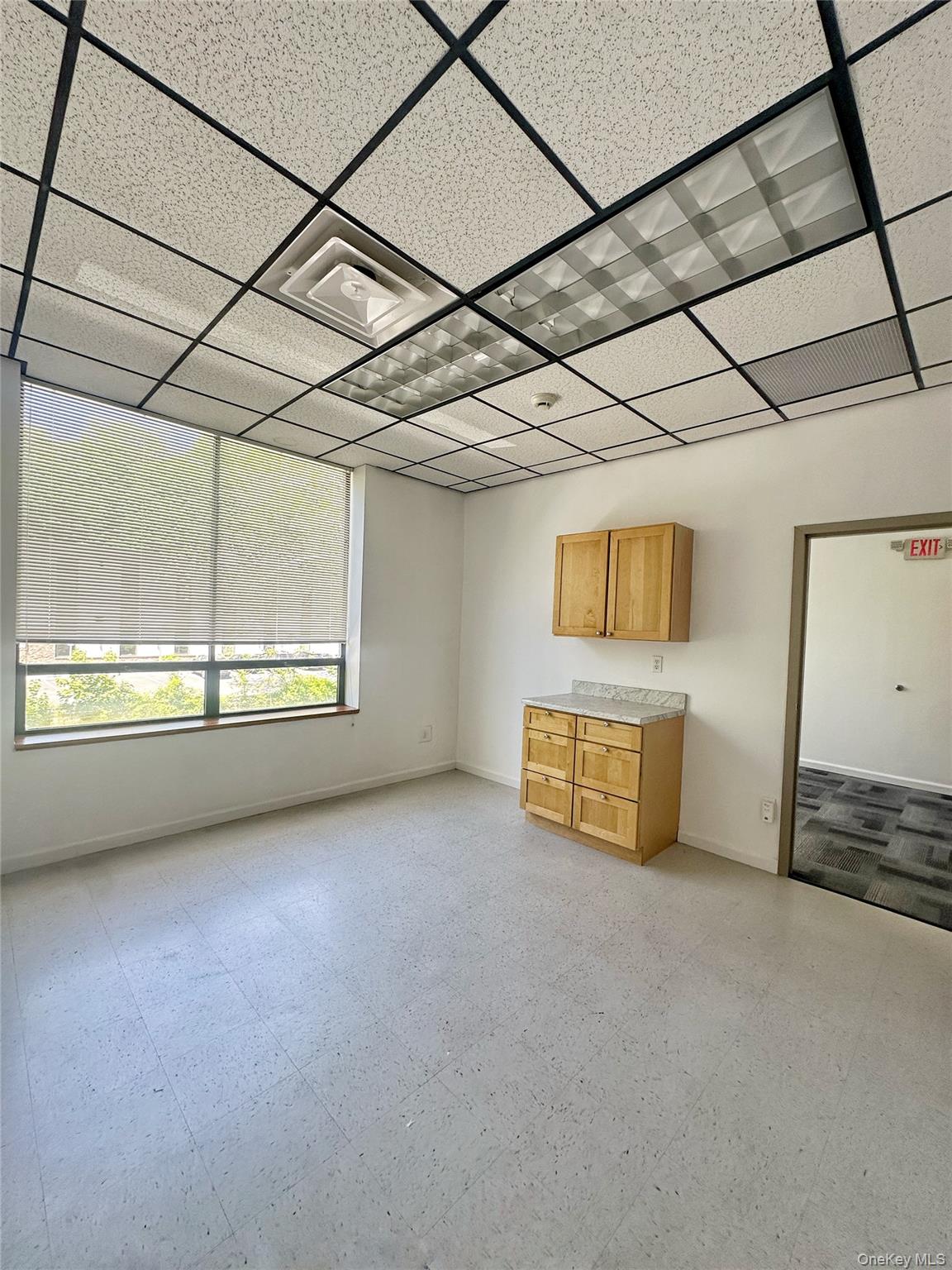 531 Central Park Avenue, Unit 303 photo 3