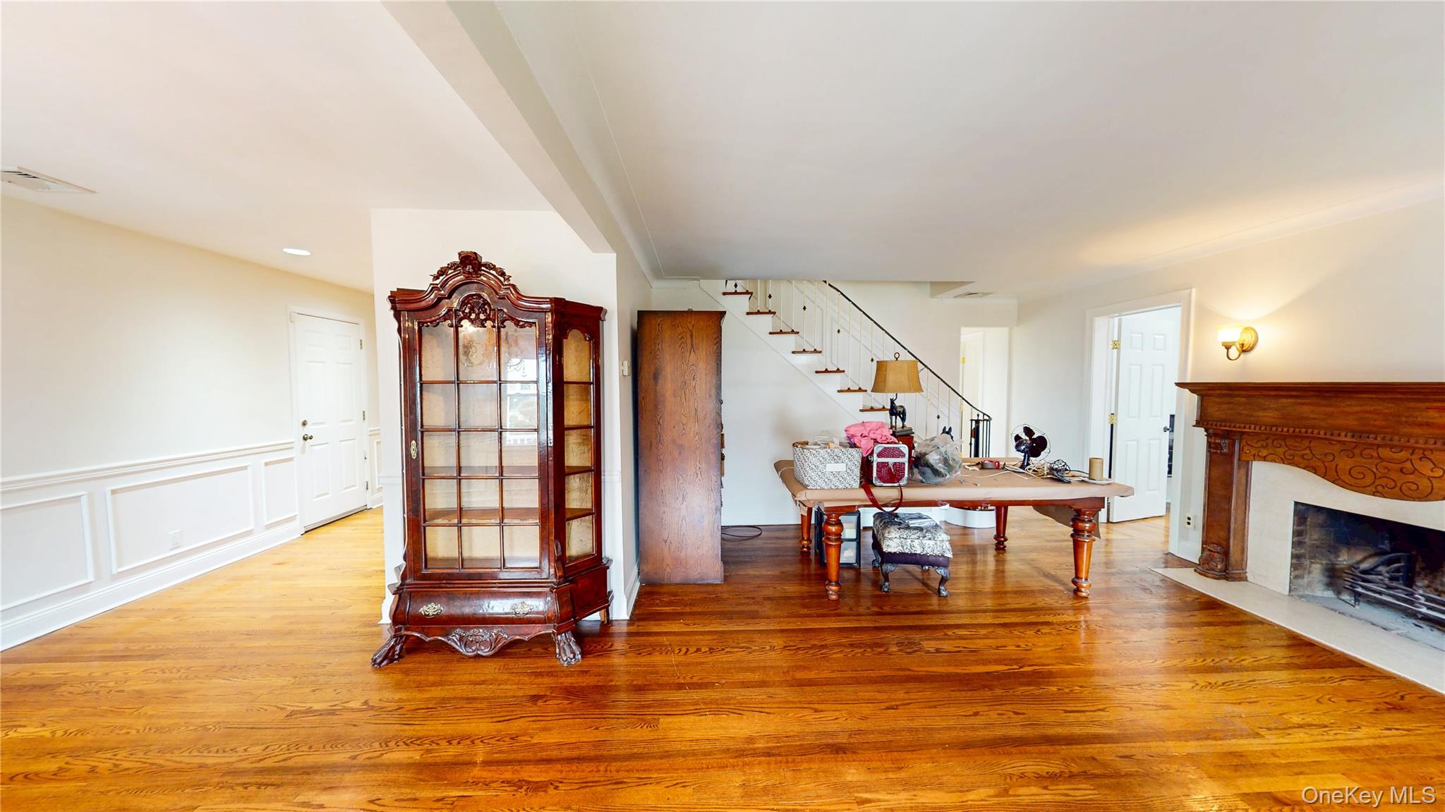 11 E Webster Street – For Sale photo 3