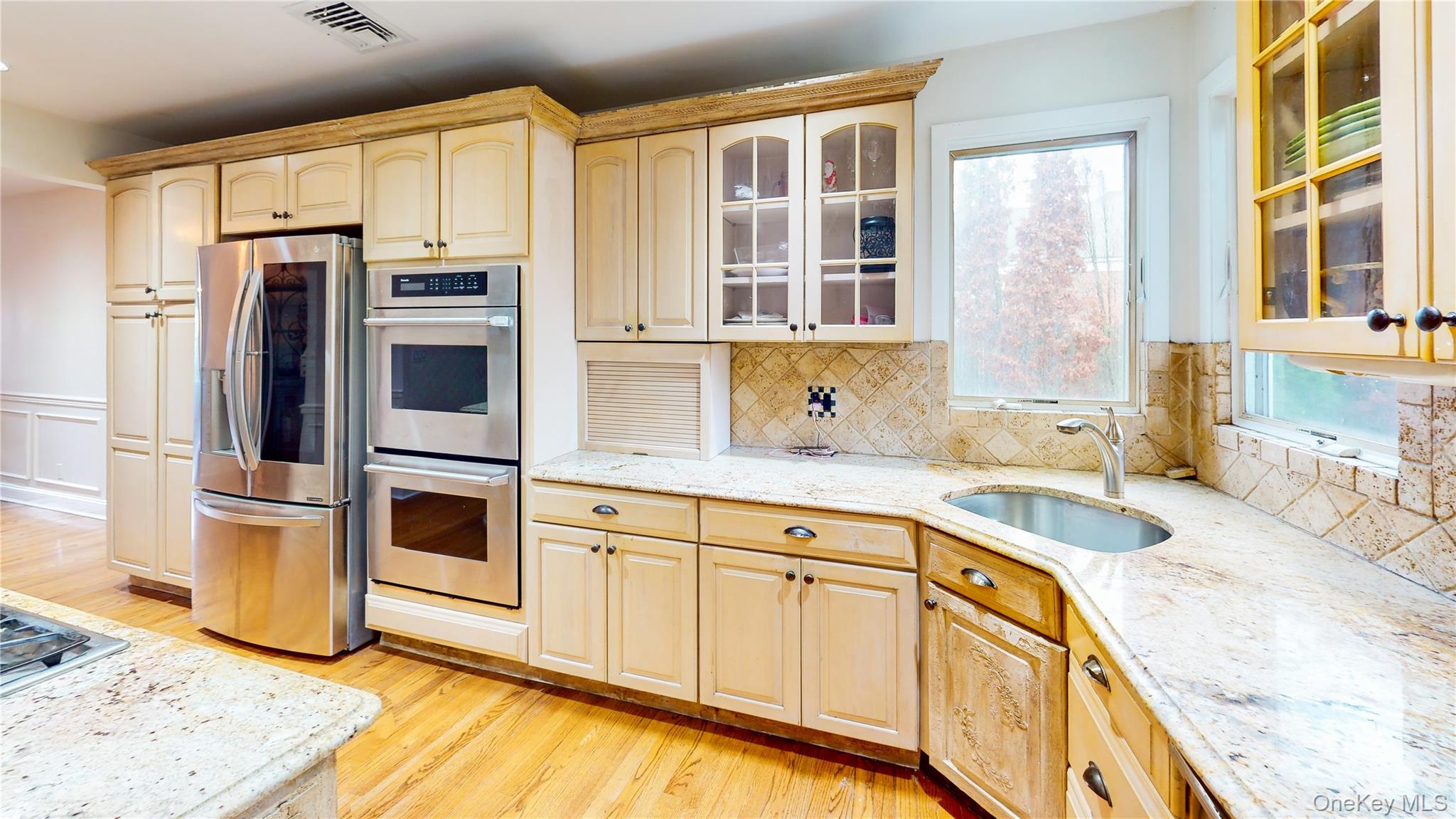 11 E Webster Street – For Sale photo 6