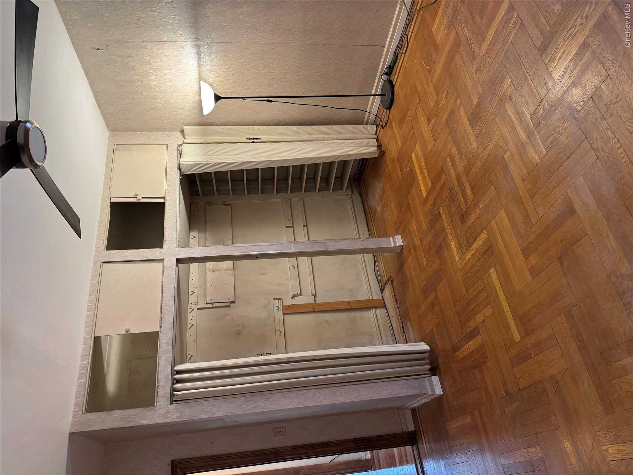 2922 Barnes Avenue, Unit 5F photo 11