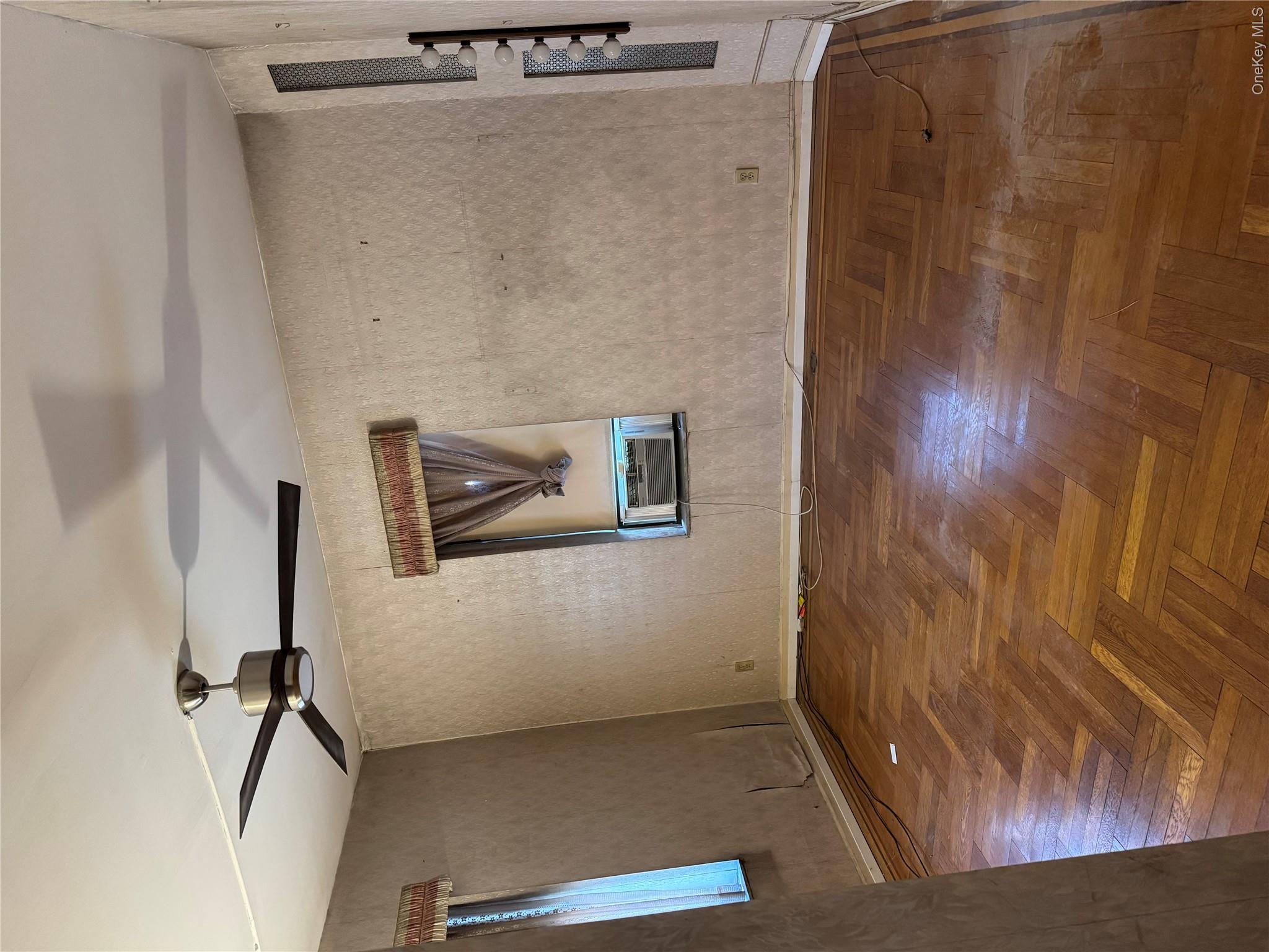 2922 Barnes Avenue, Unit 5F photo 9