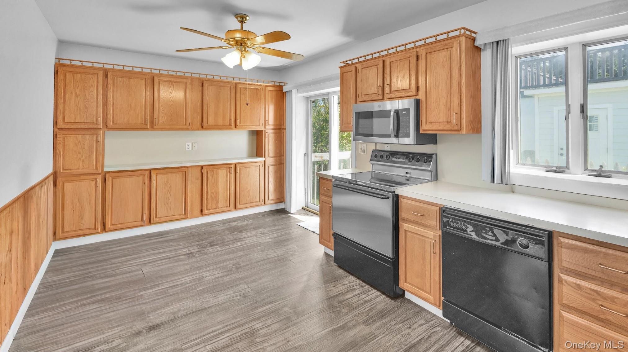 55 William Floyd Parkway – For Sale photo 10