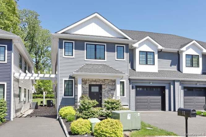 11 Silverwood Circle – For Sale