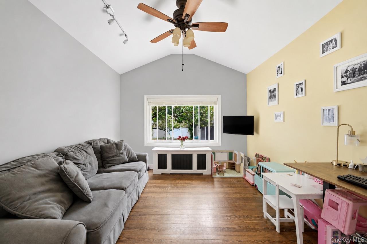90 Vincent Place – For Sale photo 11