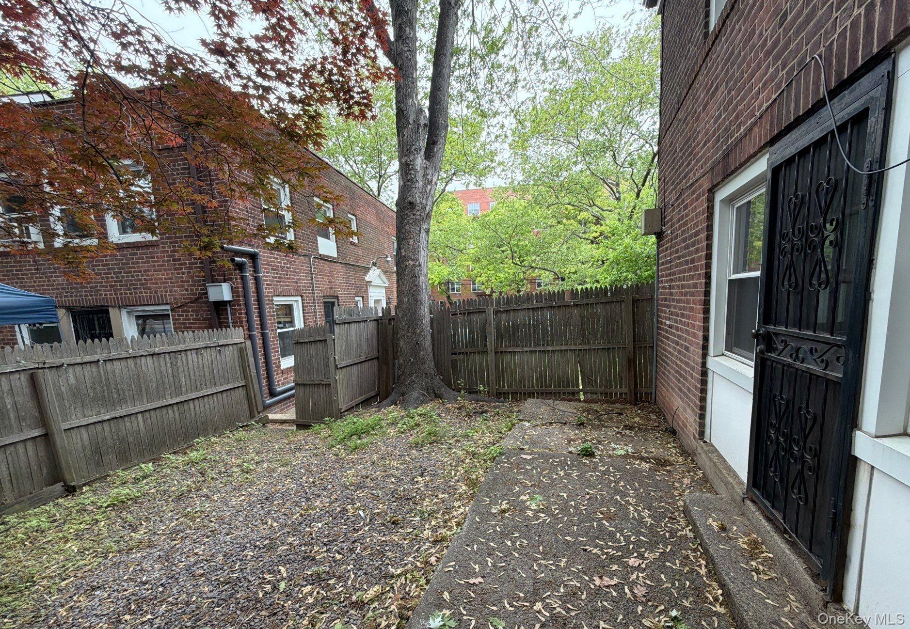 80-14 150th, Unit 25D photo 13