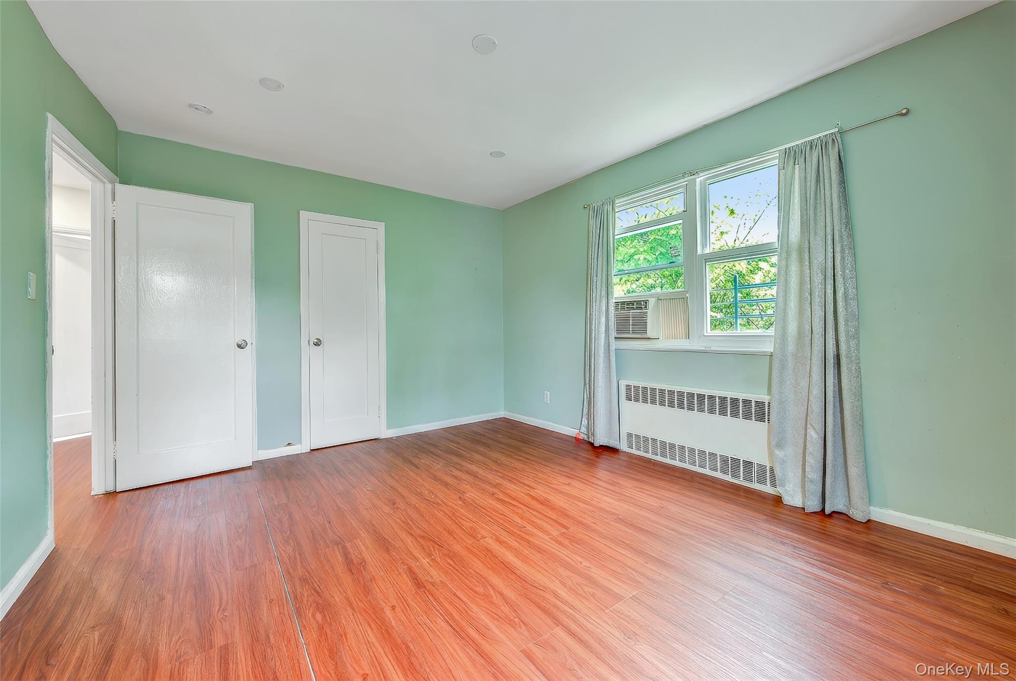 164-38 76th Road – For Sale photo 19