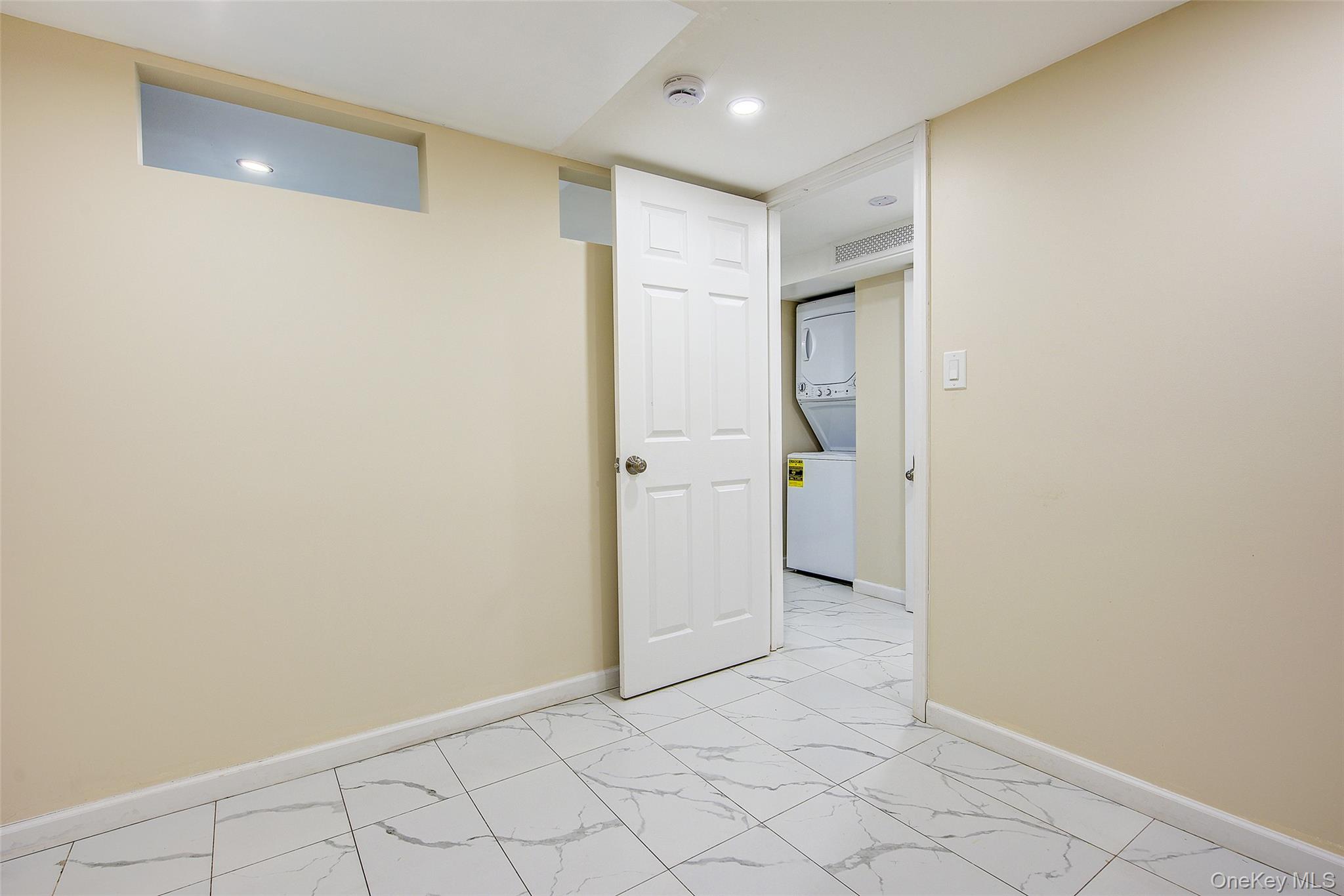 164-38 76th Road – For Sale photo 40