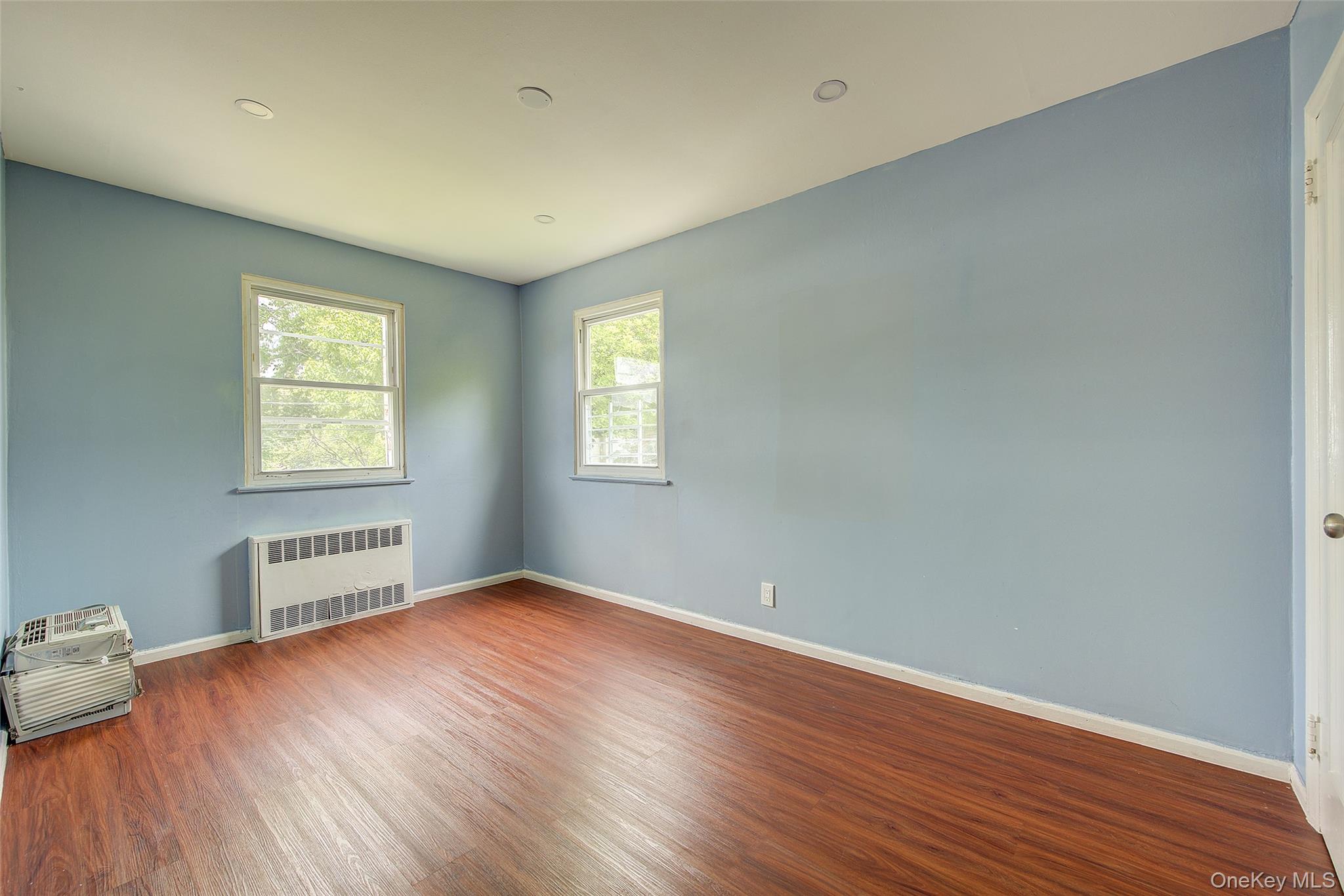 164-38 76th Road – For Sale photo 24