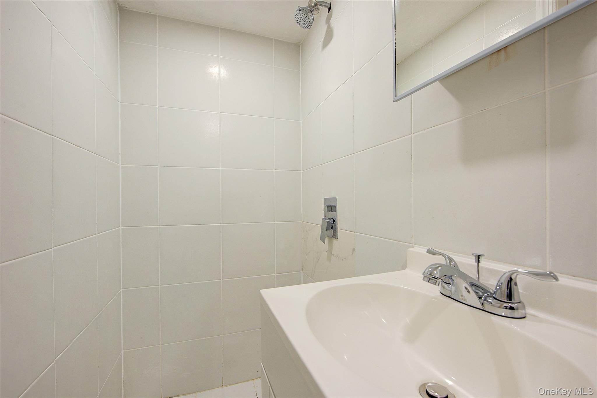 164-38 76th Road – For Sale photo 33
