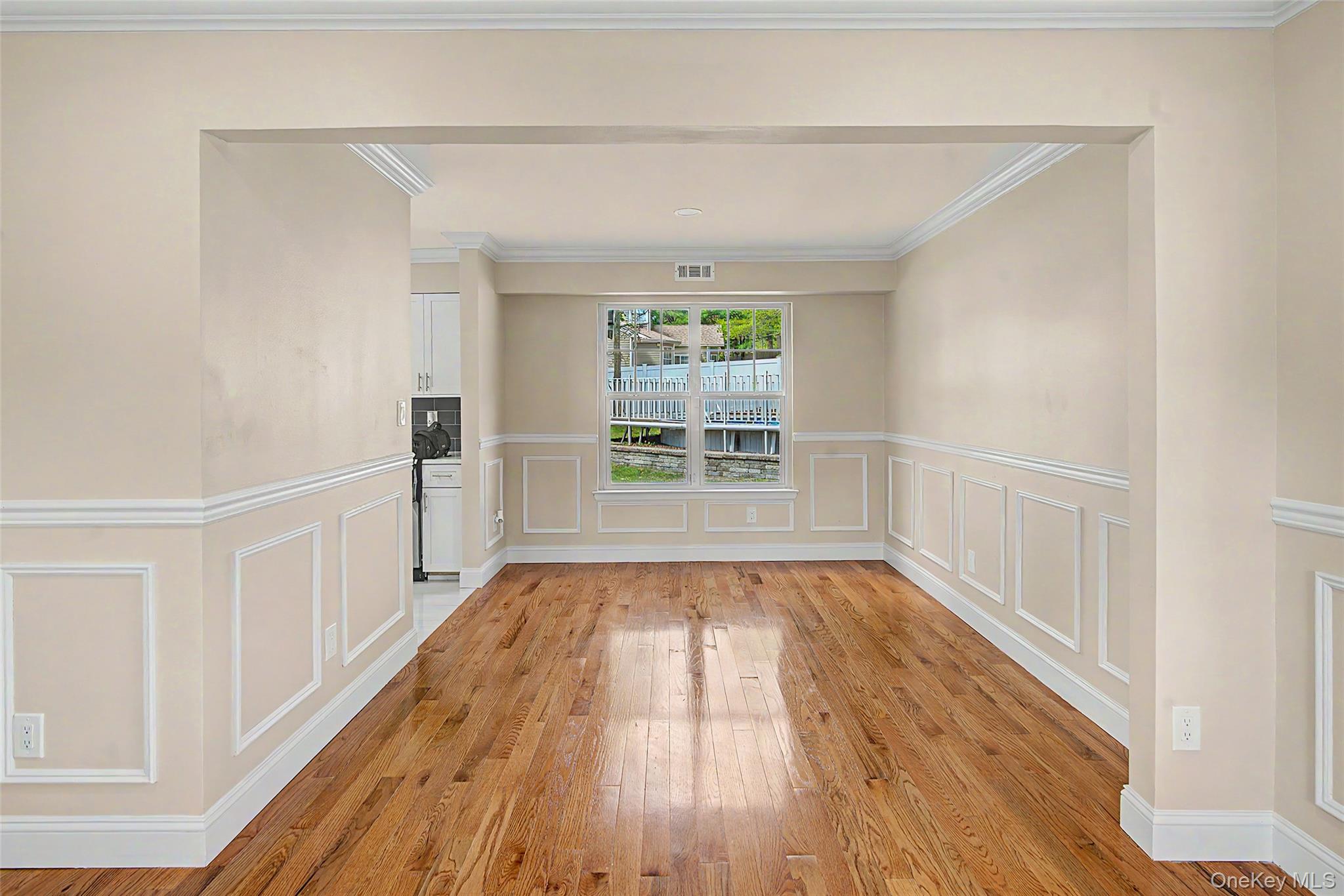6 Lyons Lane – For Sale photo 6