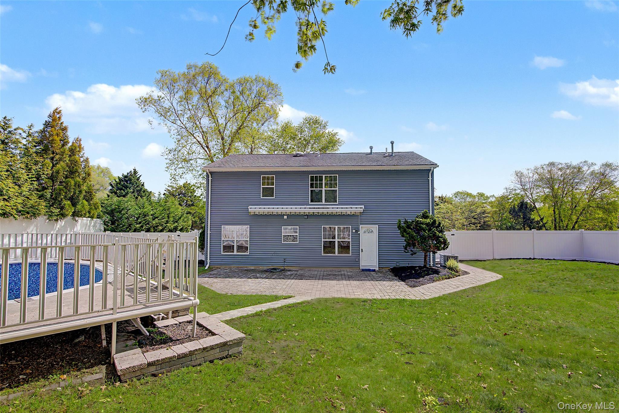 6 Lyons Lane – For Sale photo 32