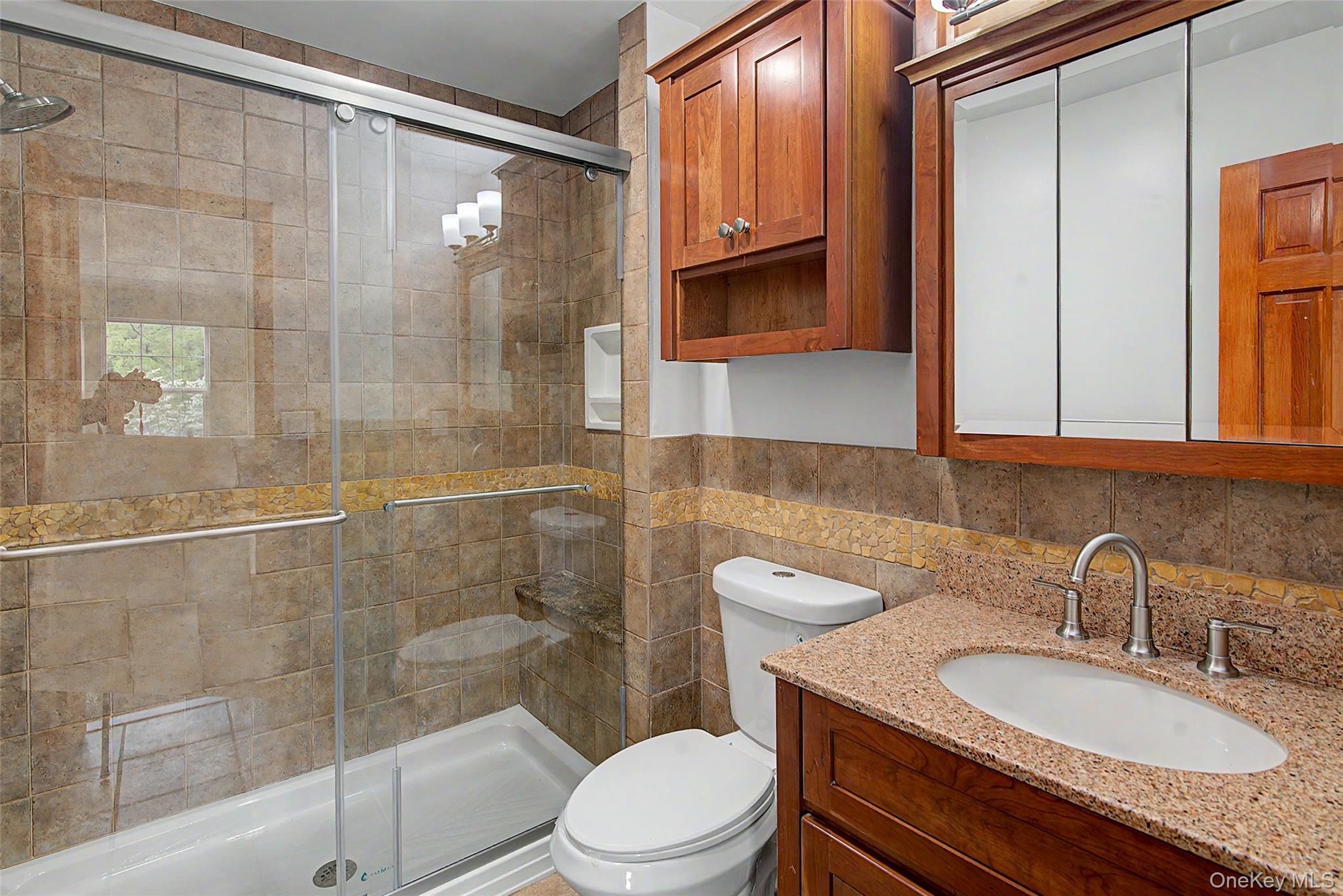6 Lyons Lane – For Sale photo 21