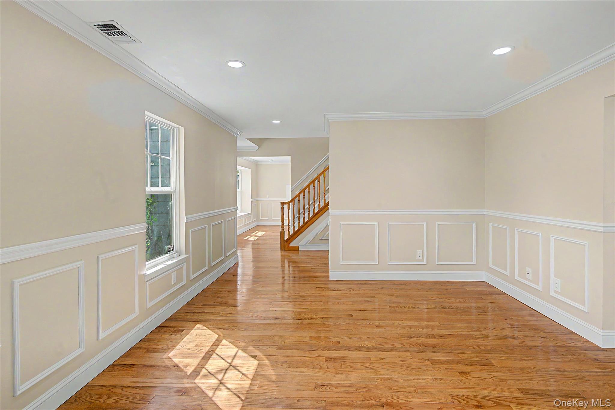 6 Lyons Lane – For Sale photo 4